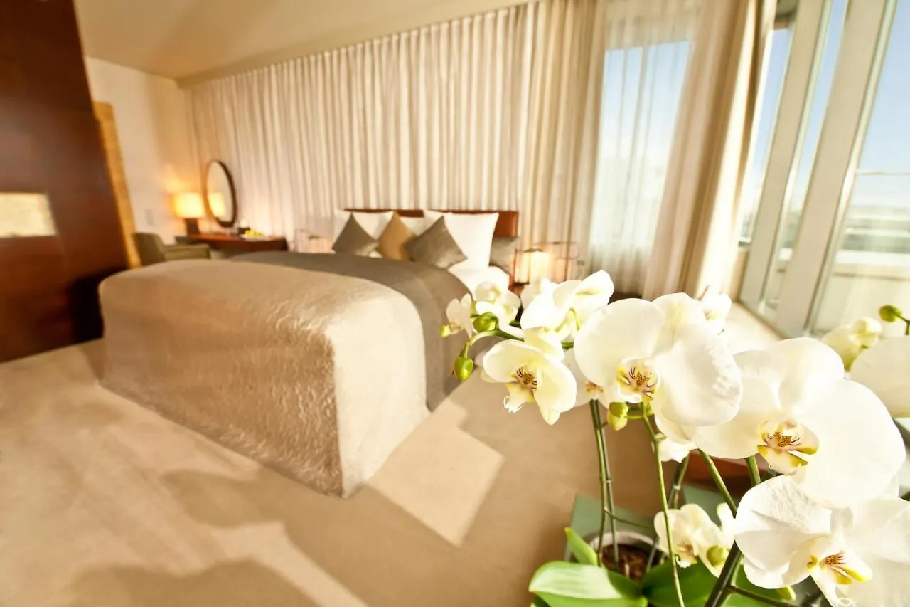 Dorint Hotel Am Heumarkt Koeln Кёльн