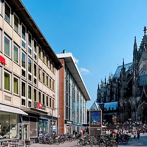 Hotel Ibis Am Dom, Colónia